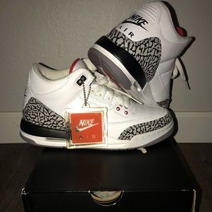 Air Jordan Retro 3 88’ size 6y